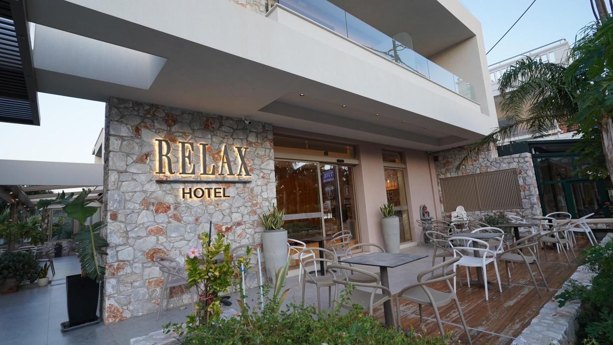 Relax Hotel Palaiochora Exterior photo